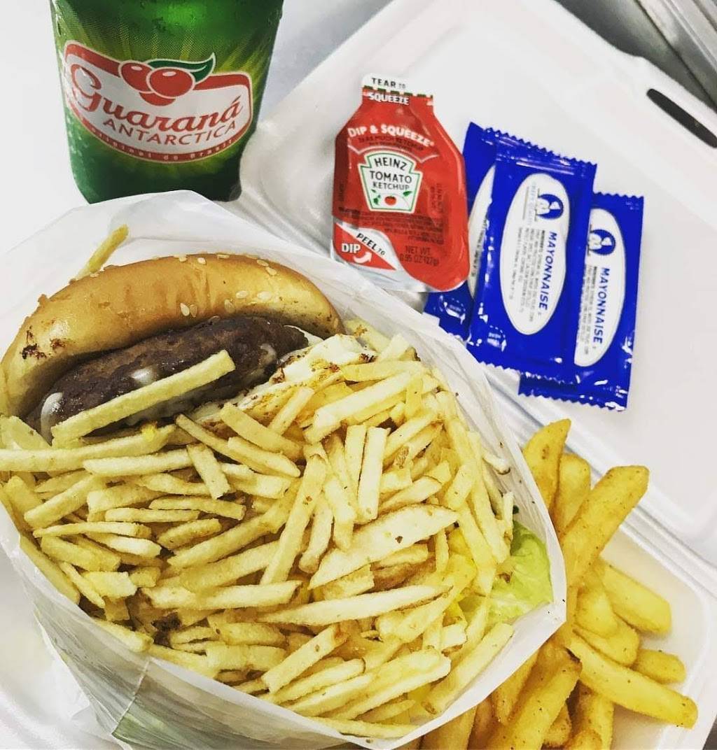 WD Brazilian Burgers | restaurant | 1380 Powerline Rd, Deerfield Beach, FL 33442, USA | 9549934797 OR +1 954-993-4797