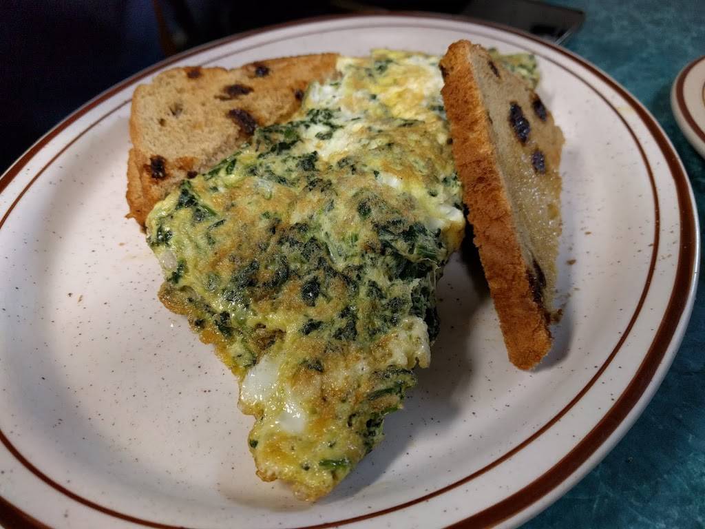 Hub City Restaurant | restaurant | 409 E Mill St, Plymouth, WI 53073, USA | 9208922829 OR +1 920-892-2829