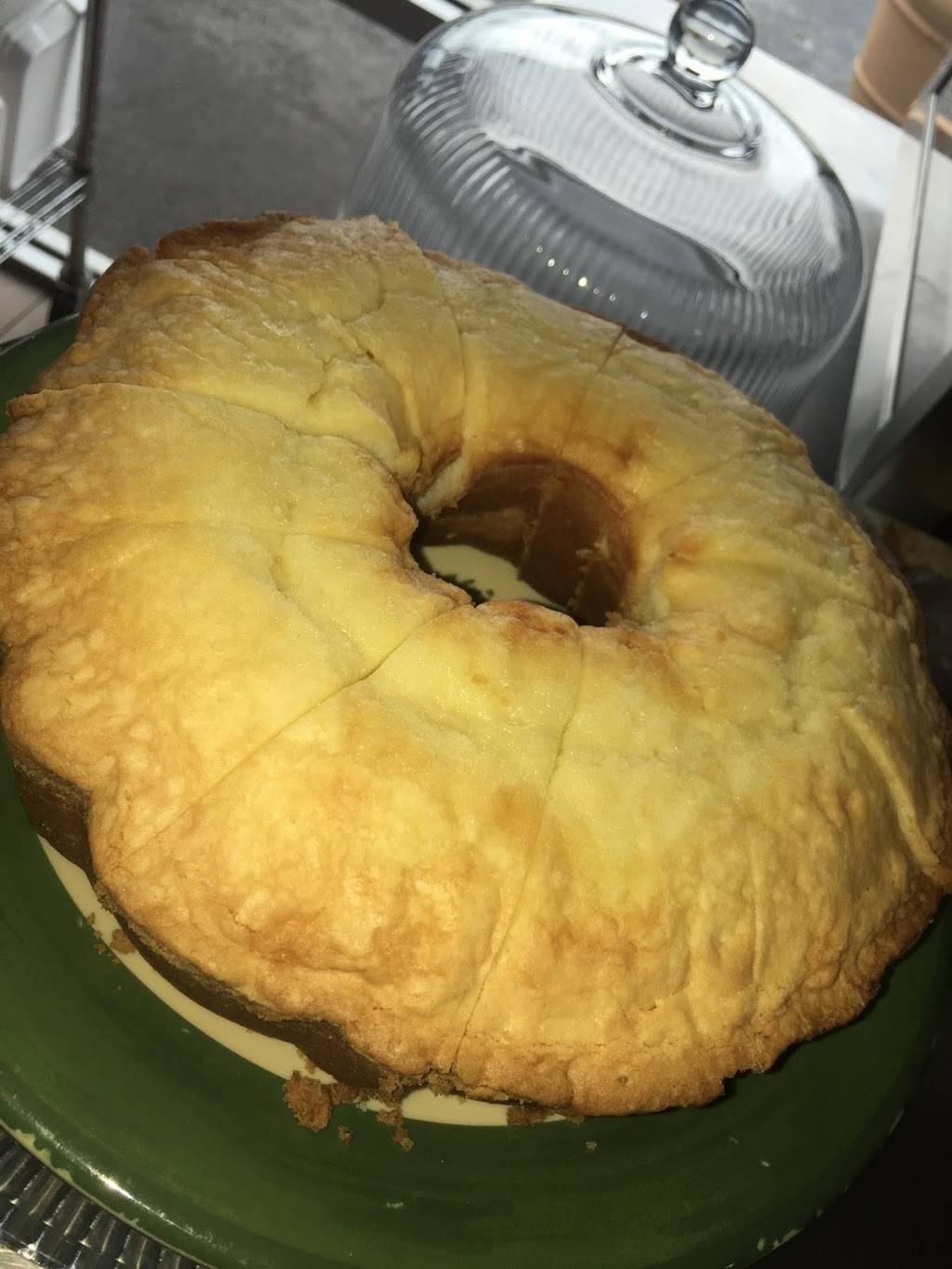 J & T Smokehouse | restaurant | 9926 US-441, Leesburg, FL 34788, USA | 3522723612 OR +1 352-272-3612