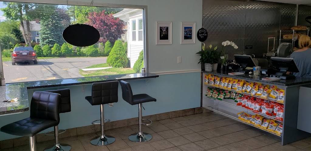 Christinas JG Pizza | meal takeaway | 1 Nichols St, Danvers, MA 01923, USA | 9787776262 OR +1 978-777-6262