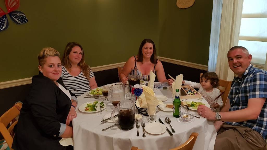 Marios | restaurant | 655 Broadway, Massapequa, NY 11758, USA | 5167971122 OR +1 516-797-1122