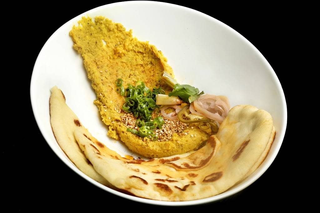 D-Tour Martini Bar & Kitchen | restaurant | 49 W Chippewa St, Buffalo, NY 14202, USA | 7168541250 OR +1 716-854-1250