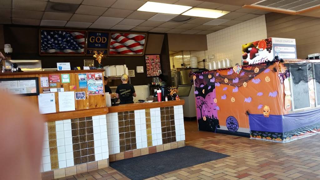 Smittys Smokehouse & Grill | restaurant | 12830 US-301, Dade City, FL 33525, USA | 3525232007 OR +1 352-523-2007