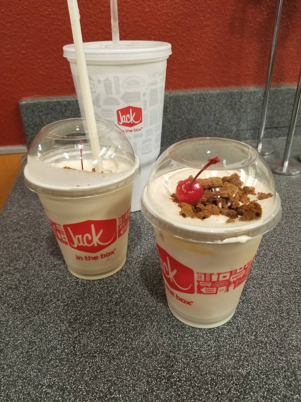 Jack in the Box | restaurant | 700 Roosevelt Ave, National City, CA 91950, USA | 6194775804 OR +1 619-477-5804