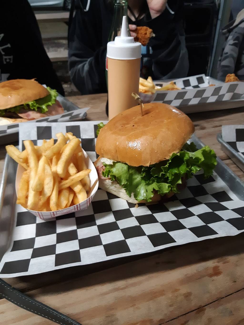 Gokus Burger | restaurant | 23242 FM1314, Porter, TX 77365, USA | 8325795996 OR +1 832-579-5996