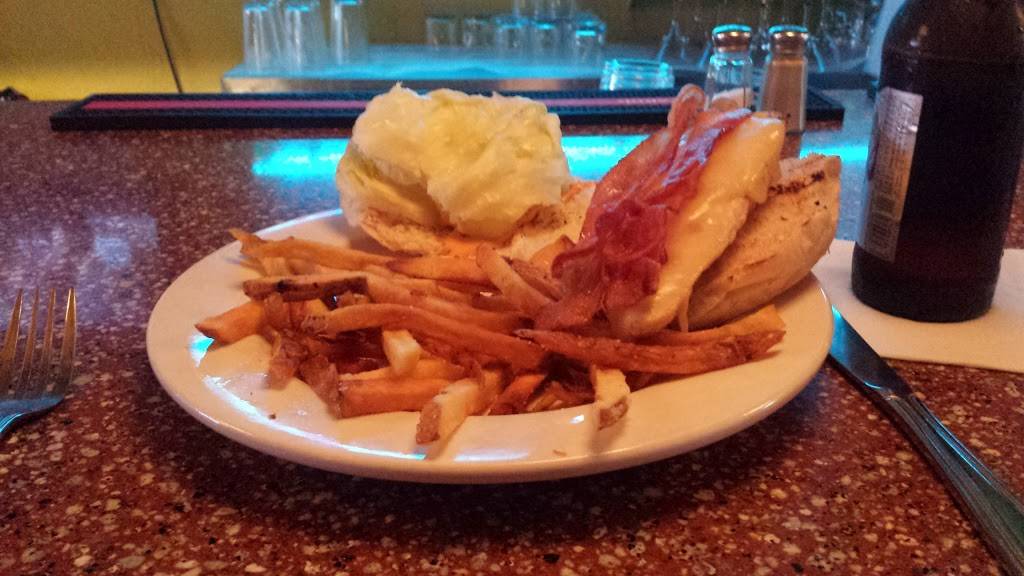 Rigbys Bar & Grill | night club | 404 Rehoboth Ave, Rehoboth Beach, DE 19971, USA | 3022276080 OR +1 302-227-6080