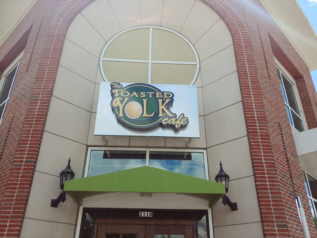 The Toasted Yolk Cafe | restaurant | 2110 Town Square Pl, Sugar Land, TX 77479, USA | 8325320445 OR +1 832-532-0445