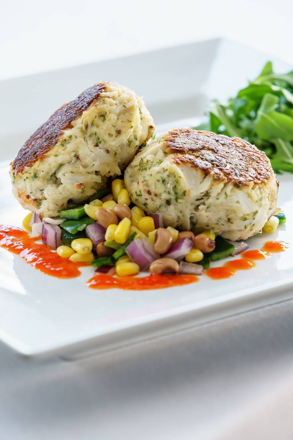 Edgewater Bar & Grille | restaurant | 8629 J M Keynes Dr, Charlotte, NC 28262, USA | 7049162831 OR +1 704-916-2831