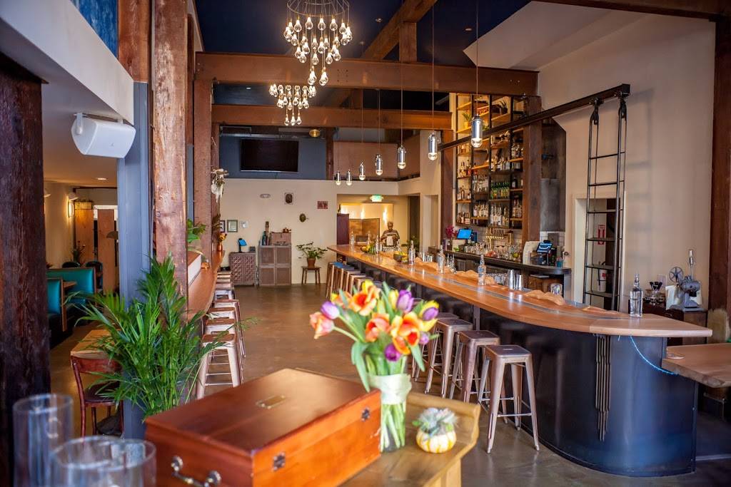 Copper Spoon Cocktails & Kitchen | restaurant | 4031 Broadway, Oakland, CA 94611, USA | 5108797061 OR +1 510-879-7061