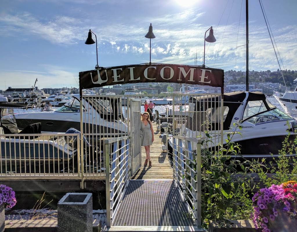 The White Swan Public House | restaurant | 1001 Fairview Ave N, Seattle, WA 98109, USA | 2065882680 OR +1 206-588-2680