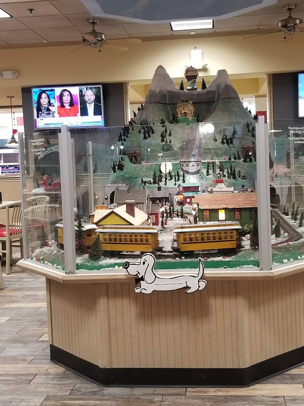 Oscars Frozen Custard | restaurant | 7041 S 27th St, Franklin, WI 53132, USA | 4143048700 OR +1 414-304-8700