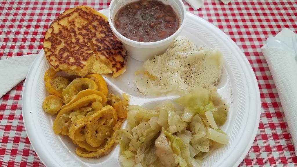 Russells Red Rooster Family Dining | restaurant | 401 Meredith St, Town Creek, AL 35672, USA | 2566850997 OR +1 256-685-0997