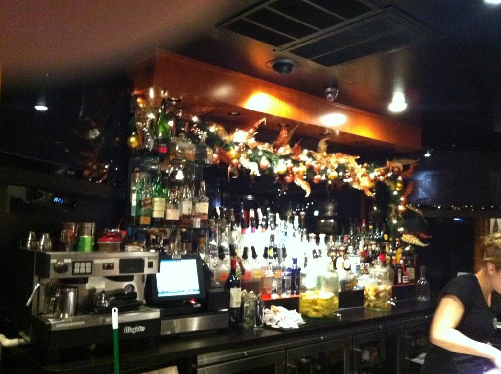 Elie’s | restaurant | 263 Pierce St, Birmingham, MI 48009, USA | 2486472420 OR +1 248-647-2420