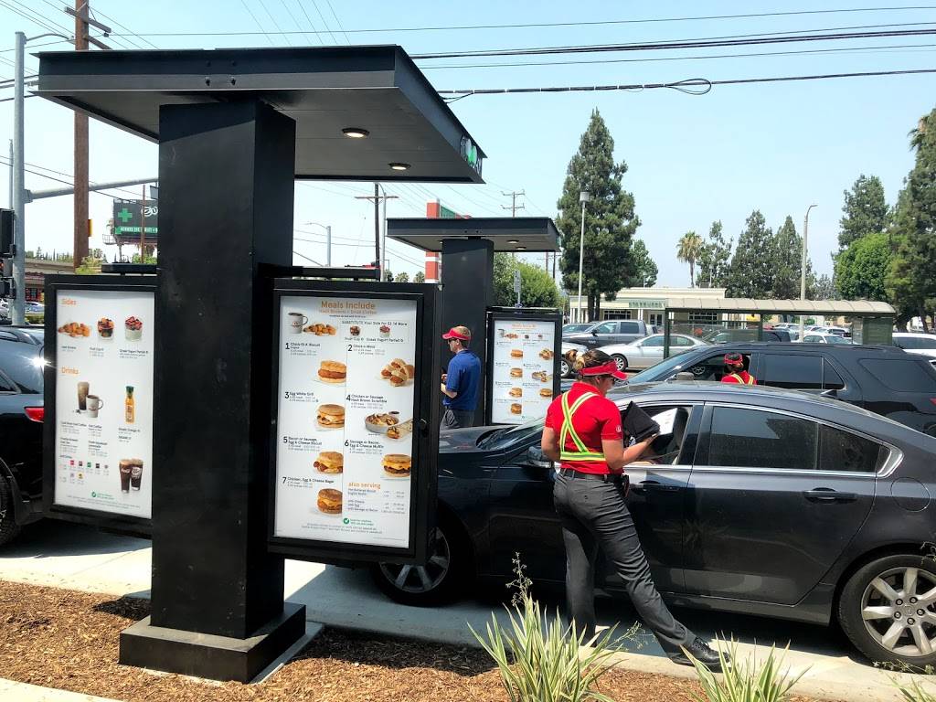 Chick-fil-A | restaurant | 6400 Fallbrook Ave, West Hills, CA 91307, USA | 7472263434 OR +1 747-226-3434