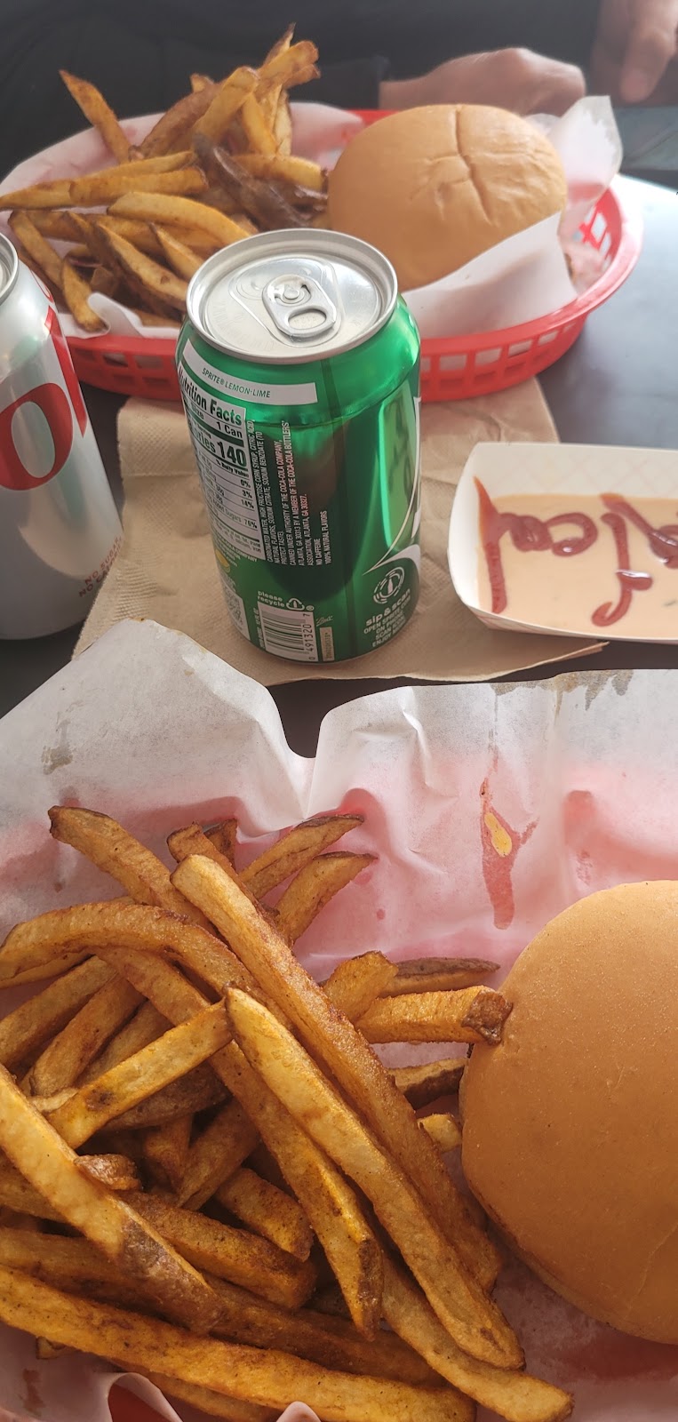 HWY 101 Burger Depoe Bay | restaurant | 106 US-101, Depoe Bay, OR 97341, USA | 5419214647 OR +1 541-921-4647