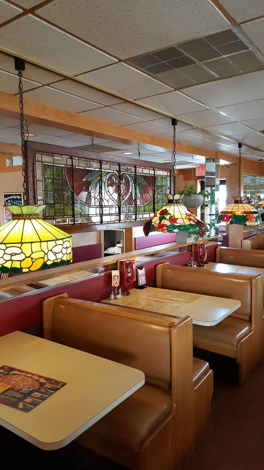 Pizza King | restaurant | 1705 N Walnut St, Hartford City, IN 47348, USA | 7653481388 OR +1 765-348-1388