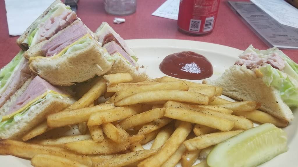 Riverview Sandwich Shop | restaurant | 8001 US-301, Riverview, FL 33578, USA | 8136773037 OR +1 813-677-3037