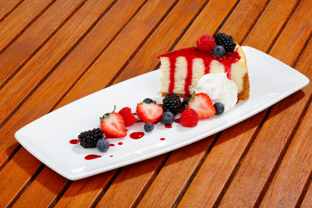 Latitude 30 | restaurant | 27200 Perdido Beach Blvd, Orange Beach, AL 36561, USA | 2519819811 OR +1 251-981-9811