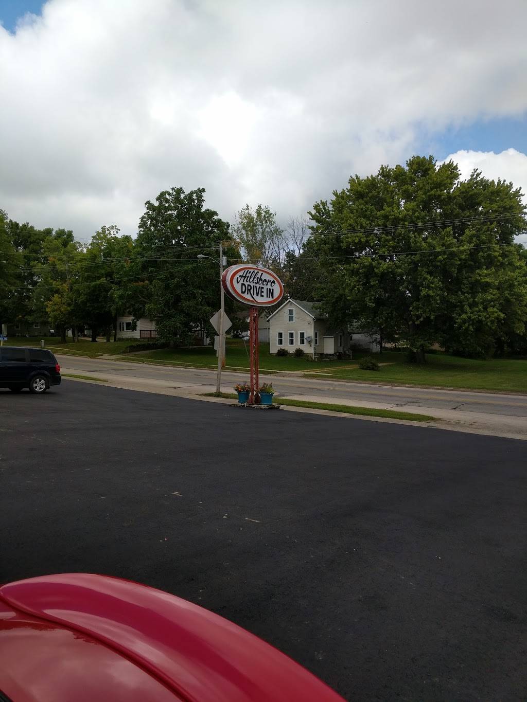 Hillsboro Drive In | restaurant | 515 Lake St, Hillsboro, WI 54634, USA | 6084893663 OR +1 608-489-3663