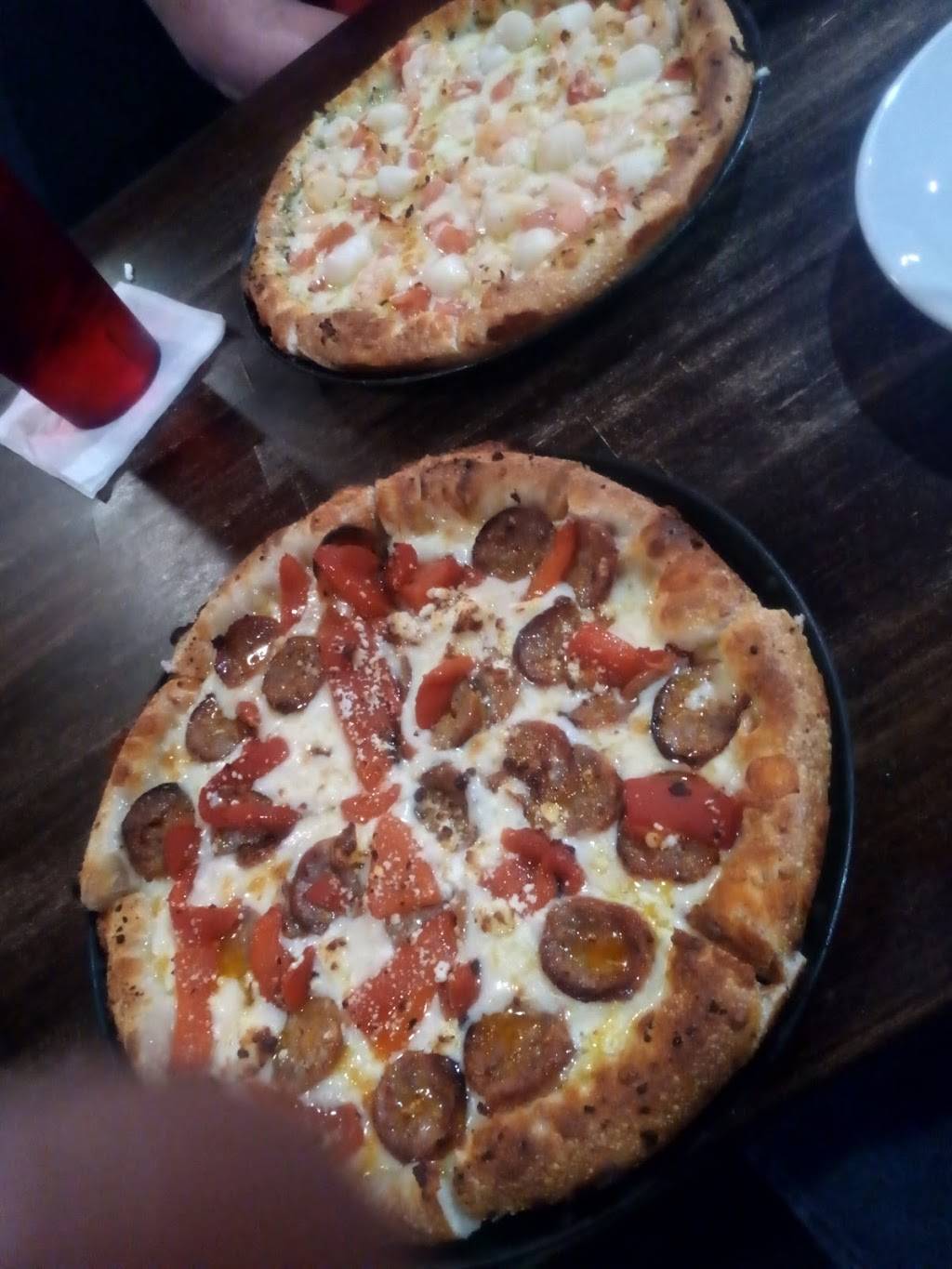 Zorbas Pizzeria Tavern | restaurant | 132 Sturbridge Rd, Charlton, MA 01507, USA | 5082480433 OR +1 508-248-0433