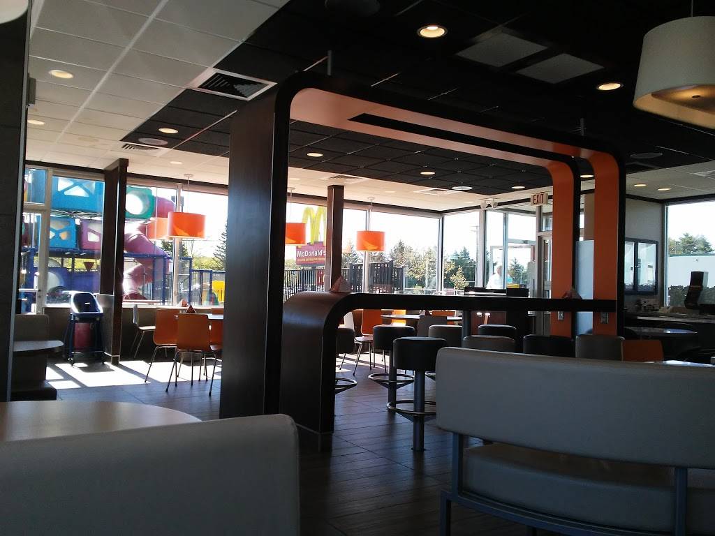 McDonalds | cafe | 189 Madison Ave, Skowhegan, ME 04976, USA | 2074748675 OR +1 207-474-8675