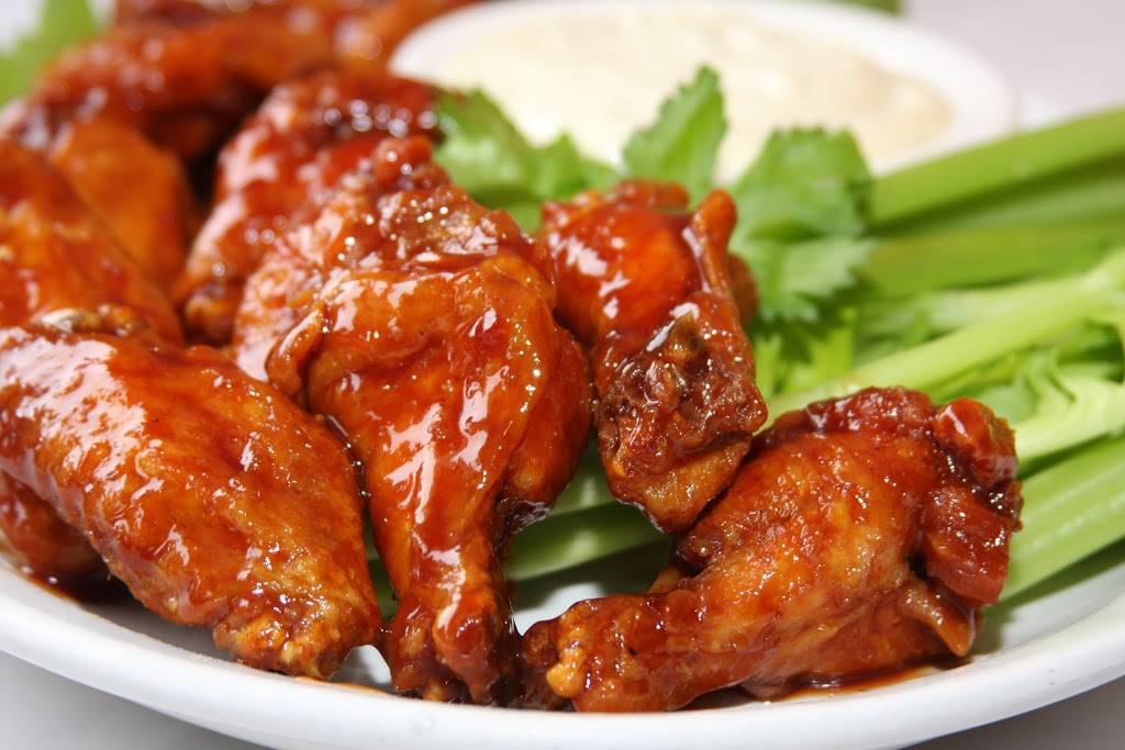 Wings House | restaurant | 4065 Memorial Dr, Decatur, GA 30032, USA | 4042963566 OR +1 404-296-3566