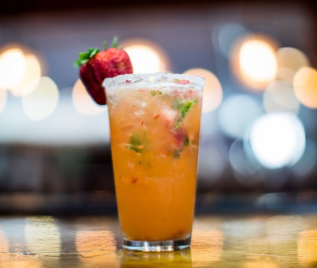 Bluewater Grill | restaurant | 4640 Warm Springs Rd, Columbus, GA 31909, USA | 7625836199 OR +1 762-583-6199