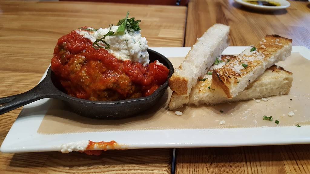 Cosimos Brick Oven | restaurant | 620 NY-211, Middletown, NY 10941, USA | 8456923242 OR +1 845-692-3242