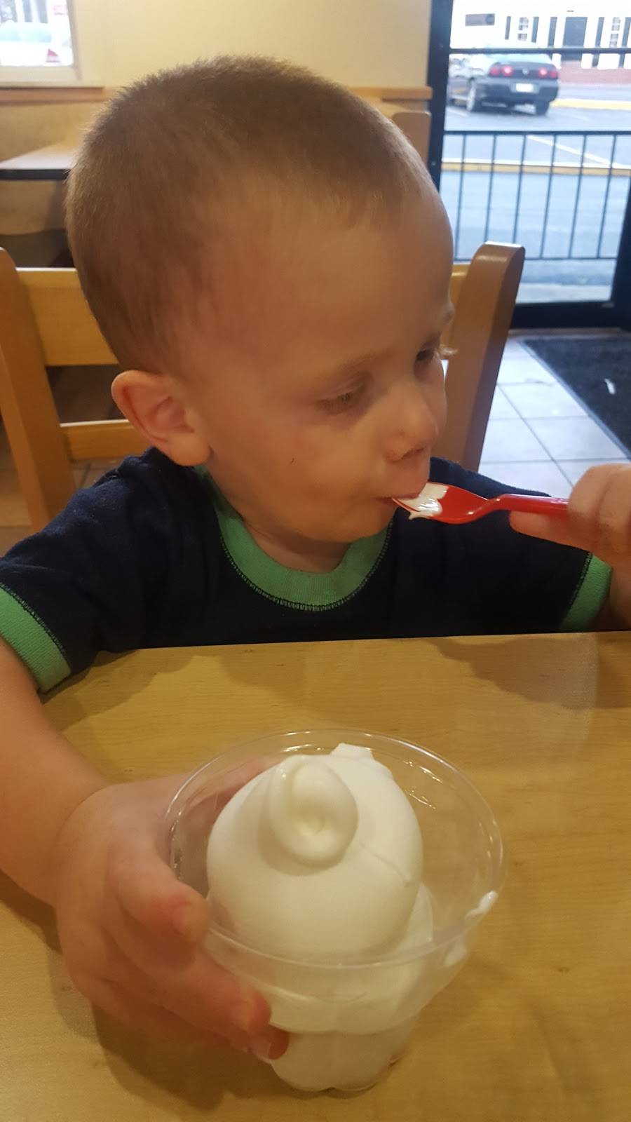 Dairy Queen | restaurant | 1939 Adams Ave, Huntington, WV 25704, USA | 3044291304 OR +1 304-429-1304