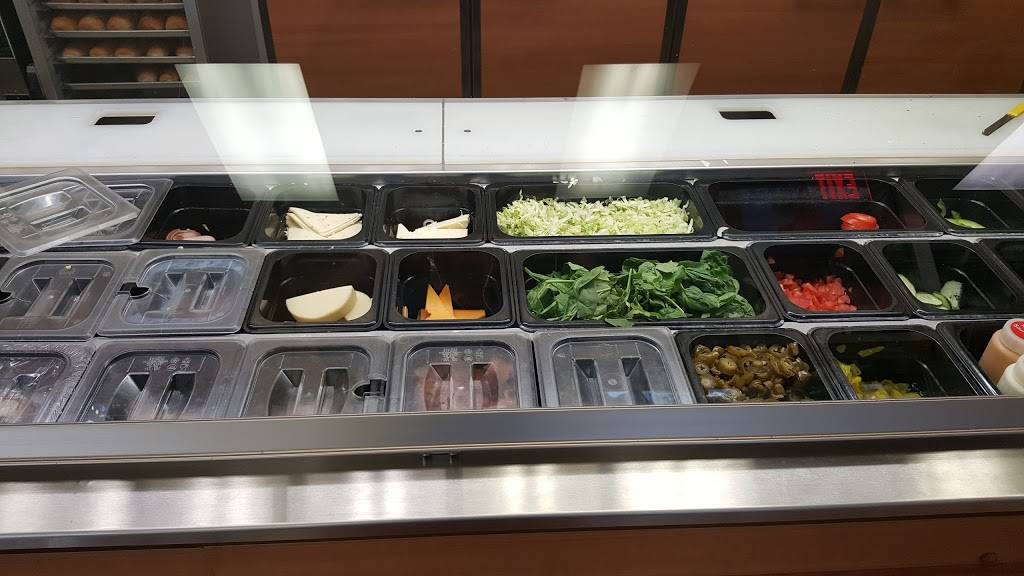 Subway Restaurants | restaurant | 4 W 4th St, Tulsa, OK 74103, USA | 9185920000 OR +1 918-592-0000