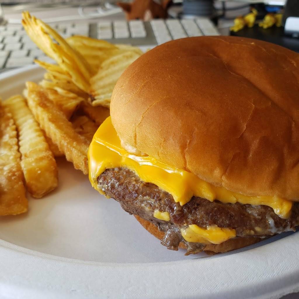 Sophias Deli & Restaurant | restaurant | 811 Main St, Cincinnati, OH 45202, USA | 5137231055 OR +1 513-723-1055