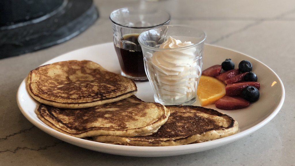 Perks At Horsefeathers | restaurant | 346 Connecticut St, Buffalo, NY 14213, USA | 7167250081 OR +1 716-725-0081