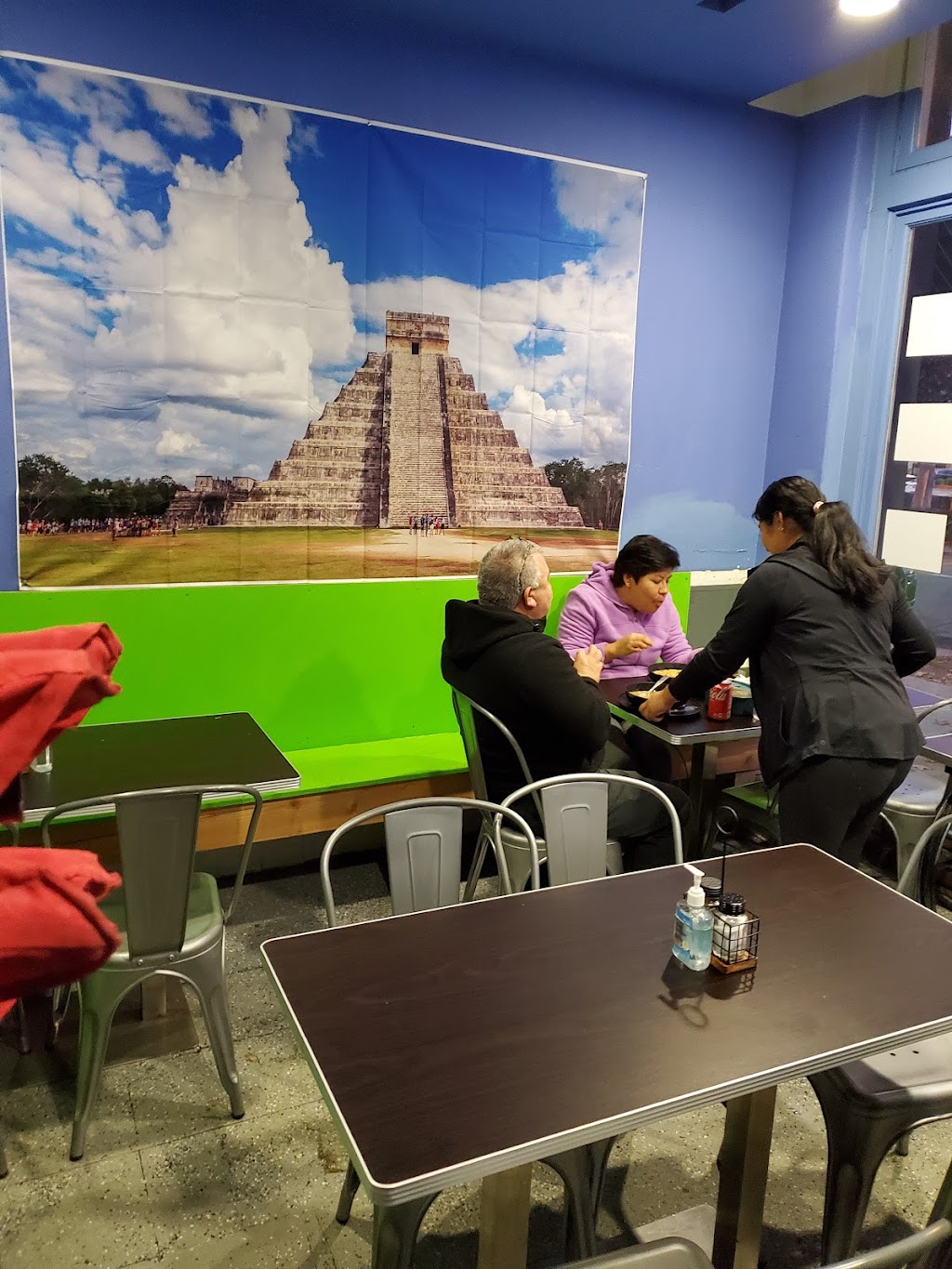 El Poblano Restaurant | restaurant | 1274 N Lake Ave, Pasadena, CA 91104, USA | 6263196731 OR +1 626-319-6731