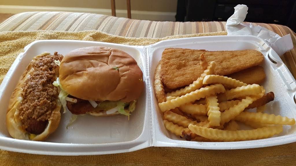 Star Country Market | restaurant | 8812, 8088 US-60, Rush, KY 41168, USA | 6064744547 OR +1 606-474-4547