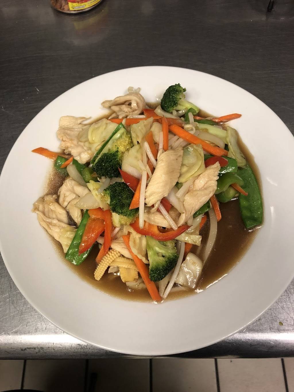 Pen Thai Sushi | restaurant | 1652 Algonquin Rd, Mt Prospect, IL 60056, USA | 8479560509 OR +1 847-956-0509