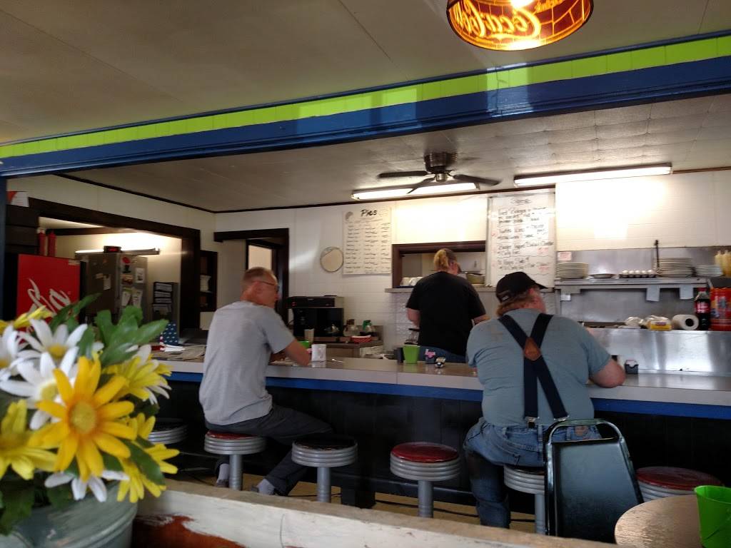 Sahrs Restaurant | restaurant | 9955 NY-16, Machias, NY 14101, USA | 7163539991 OR +1 716-353-9991