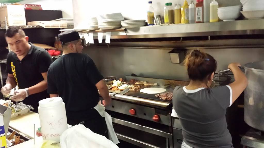 Tijuana Tacos & Deli | restaurant | 3001 E Baltimore St, Baltimore, MD 21224, USA | 4105450667 OR +1 410-545-0667