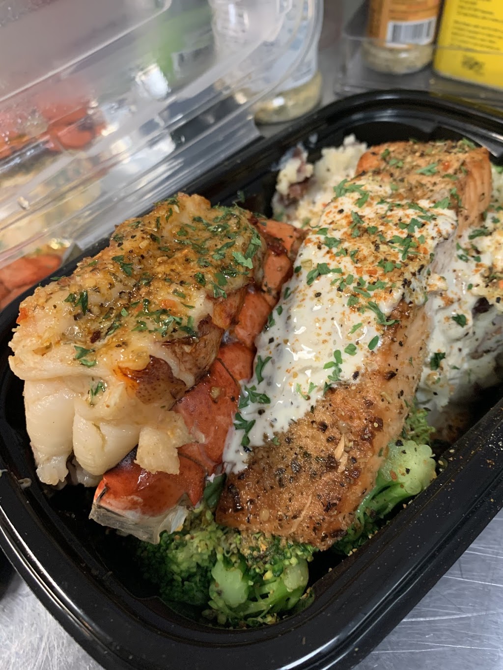 Public house restaurant | restaurant | 4002 Boulevard Pl, Indianapolis, IN 46208, USA | 3177723351 OR +1 317-772-3351