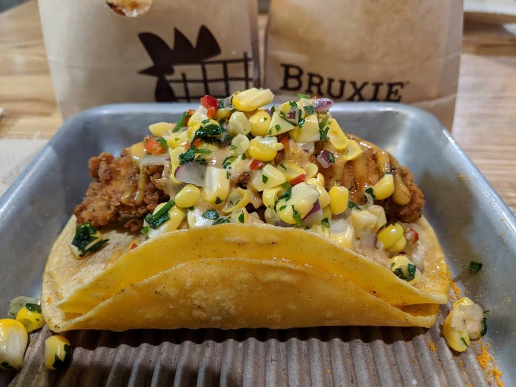 Bruxie Original Fried Chicken & Waffle Sandwich | meal takeaway | 215 W Birch St, Brea, CA 92821, USA | 7142551188 OR +1 714-255-1188