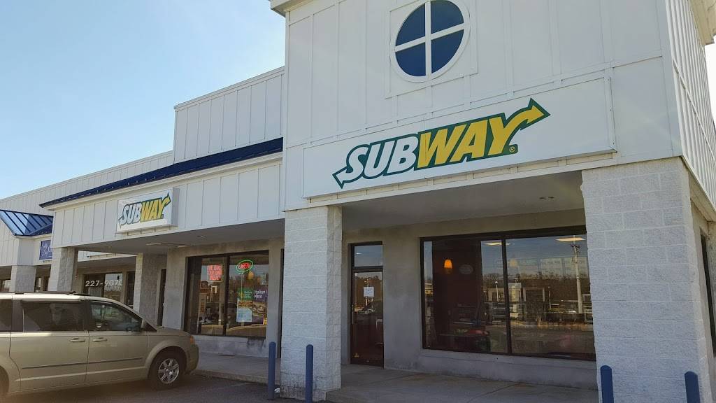 Subway Restaurants | restaurant | 19470 Coastal Hwy #15, Rehoboth Beach, DE 19971, USA | 3022261303 OR +1 302-226-1303
