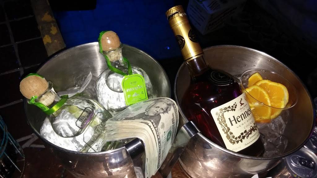 Las Palmas Restaurant | restaurant | 248 Morris Ave, Elizabeth, NJ 07208, USA | 9083550047 OR +1 908-355-0047