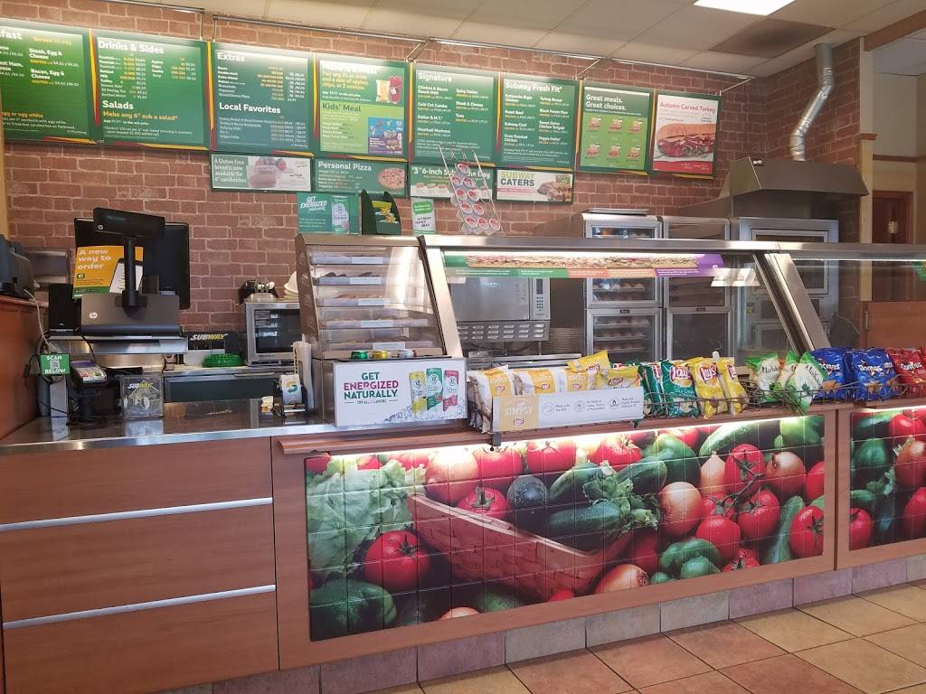 Subway | meal takeaway | 19636 US-2, Monroe, WA 98272, USA | 3607940786 OR +1 360-794-0786
