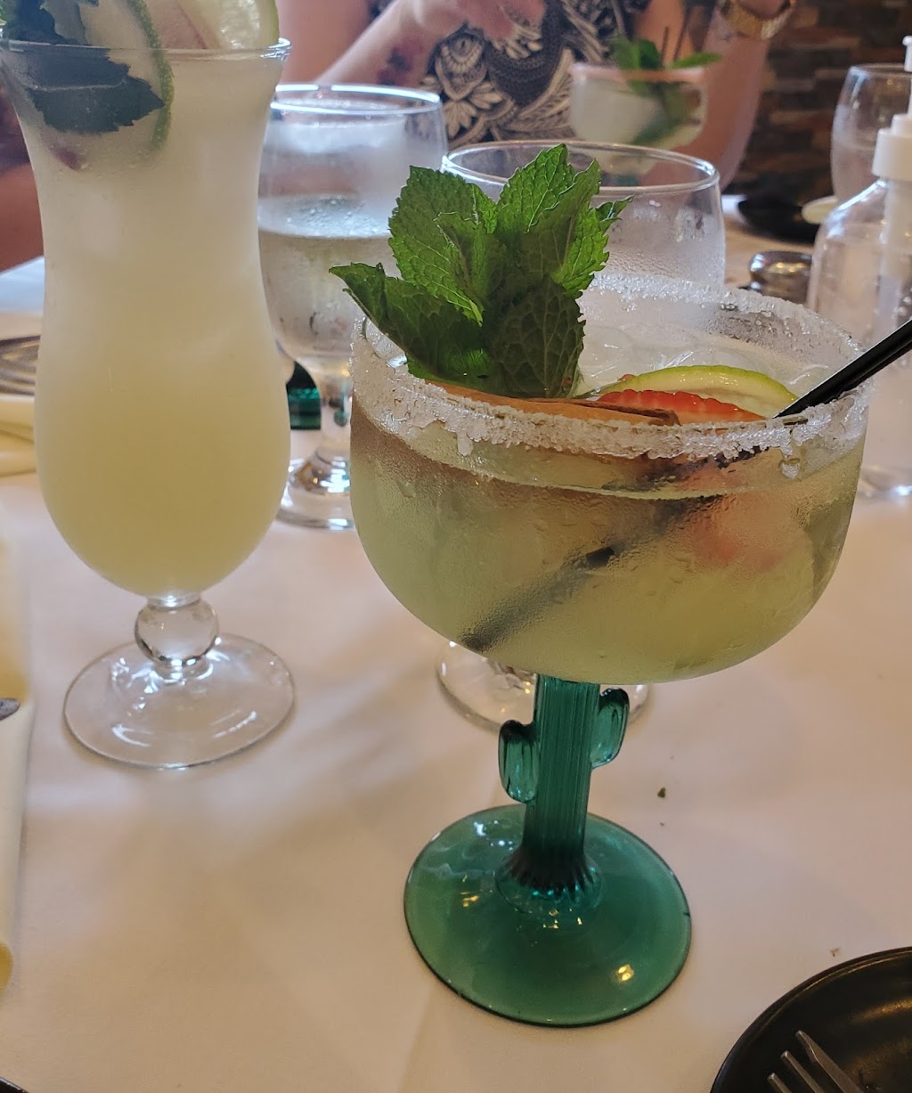 La Rosa Fine Cuban Cuisine | meal takeaway | 4041 NW 7th St, Miami, FL 33126, United States | 3055411715 OR +1 305-541-1715