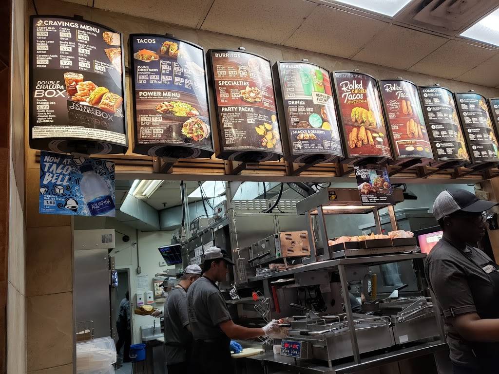 Taco Bell Pizza Hut Express | restaurant | 18 E 14th St, New York, NY 10003, USA | 2126458645 OR +1 212-645-8645