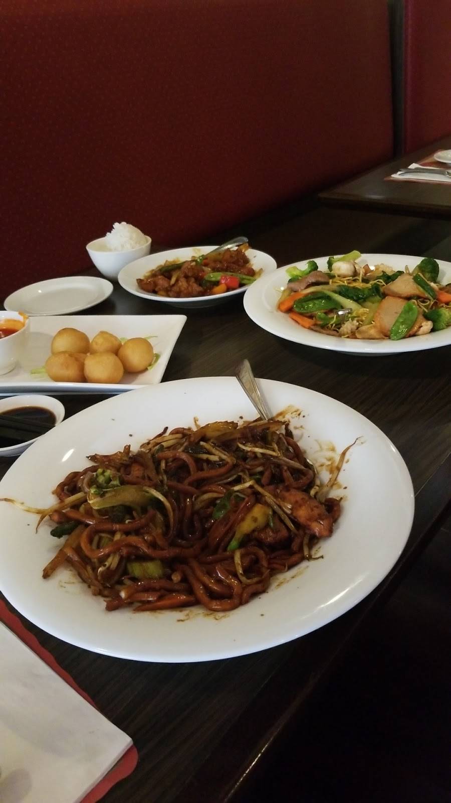 Ruyi Garden | restaurant | 650 The Queensway, Etobicoke, ON M8Y 1K7, Canada | 4162558858 OR +1 416-255-8858