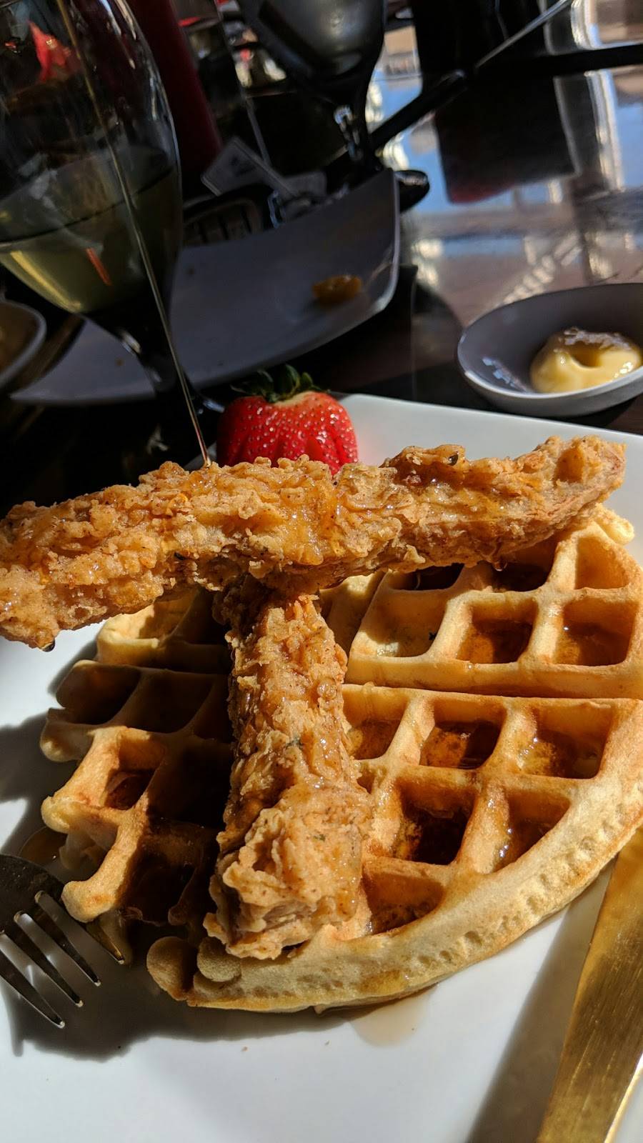 The Queens Table | restaurant | 1830 Joe Battle Blvd Ste 102, El Paso, TX 79936, USA | 9152754020 OR +1 915-275-4020