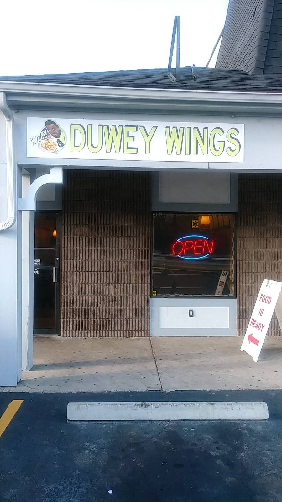 Duwey Wings | restaurant | 4224 Airport Hwy, Toledo, OH 43615, USA | 4193298014 OR +1 419-329-8014