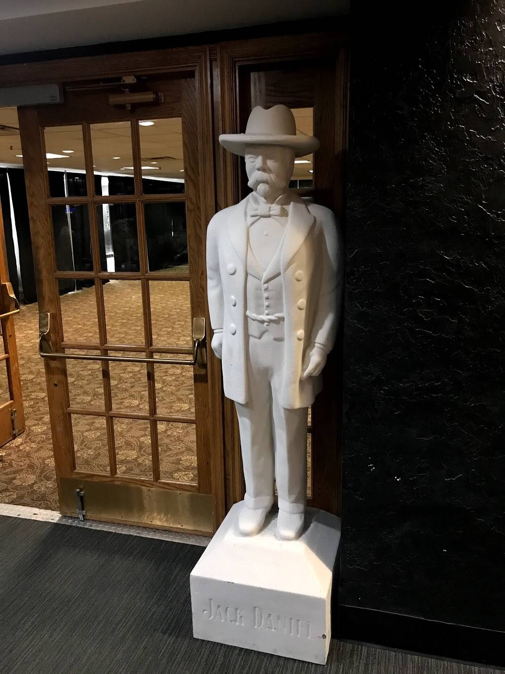 Fort Sill MWR Patriot Club | restaurant | 500 Upton Rd, Fort Sill, OK 73503, USA | 5804425300 OR +1 580-442-5300