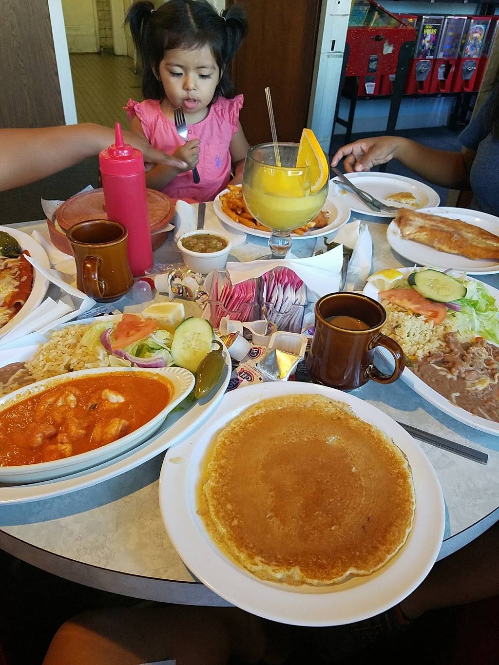 Mariscos El Puerto Escondido | restaurant | 7421 Pacific Blvd, Huntington Park, CA 90255, USA | 3235818948 OR +1 323-581-8948