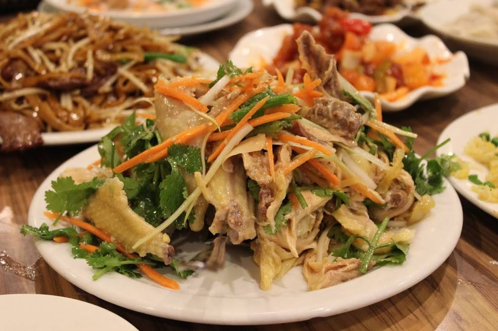 Golden Moon Restaurant | restaurant | 1177 Central Pkwy W #05, Mississauga, ON L5C 3J2, Canada | 9052737666 OR +1 905-273-7666